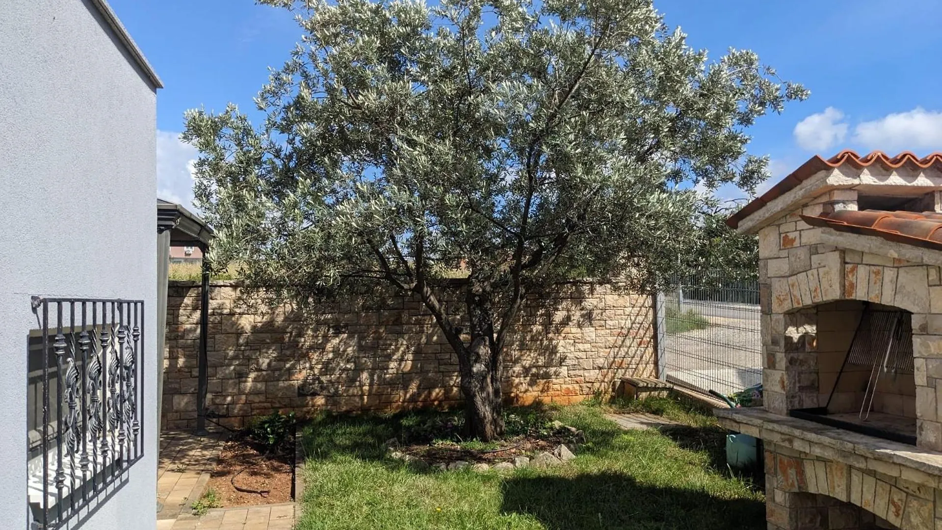 Terrace With Sea View Apartment Galizana